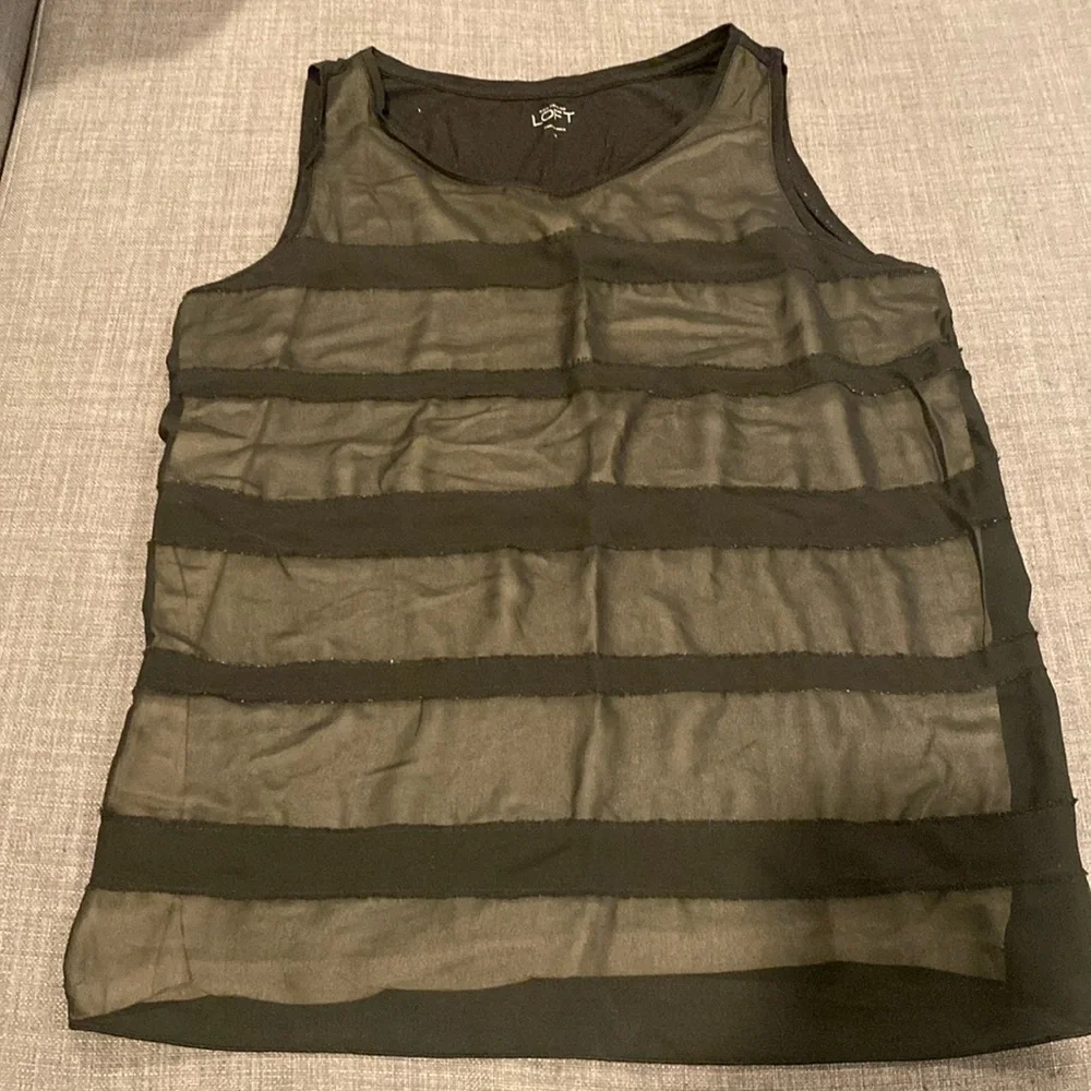 LOFT layered top - Picture 1 of 4